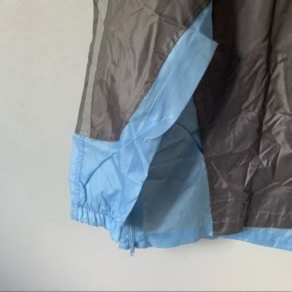 Walt Disney World windbreaker/rain jacket blue M - Picture 5 of 7